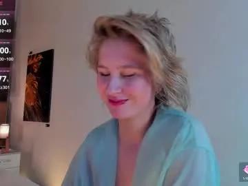 lilian_daniels — GOAL: teasing nipples [24 tokens remaining] undress me and make me cum ^^ #pussy #smalltits #bigass #lovense #leggings