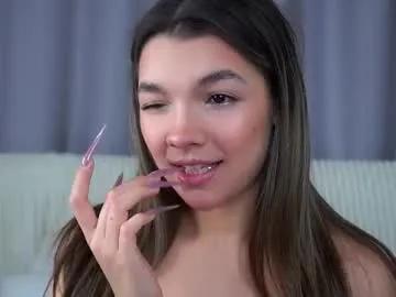 Freechat linettedennett on Chaturbate