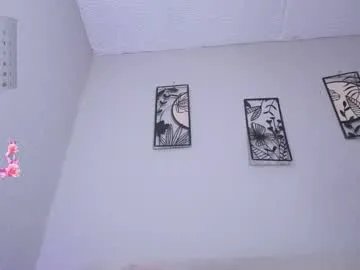 loveegirll on Chaturbate