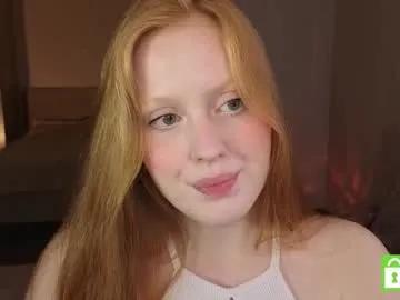 Freechat lulu_moons on Chaturbate
