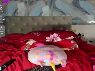 Freechat luluubloomm on Chaturbate
