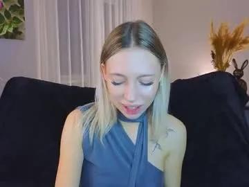 Freechat lunariabliss on Chaturbate