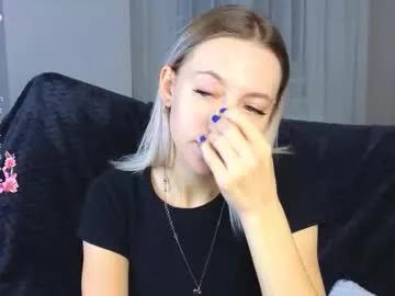 Freechat lunariabliss on Chaturbate