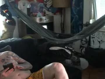 Freechat mad_dem0n on Chaturbate