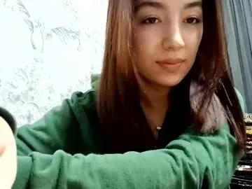 maileppanen — GOAL: Air kiss everyone [19 tokens remaining] Welcome to my room! #new #shy #18 #asian #cute