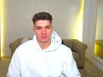 maxkaiden — Flirty & teasing  #fit #muscular #handsome #tease #master #interactive #flex