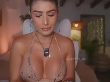 Freechat meegan1 on Chaturbate