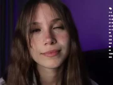 Freechat mellowpearl on Chaturbate