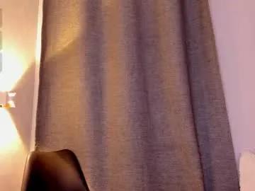 Freechat mia_white11 on Chaturbate