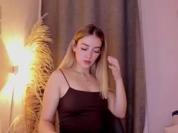 Freechat mia_white11 on Chaturbate