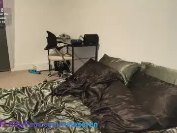 milaseren on Chaturbate