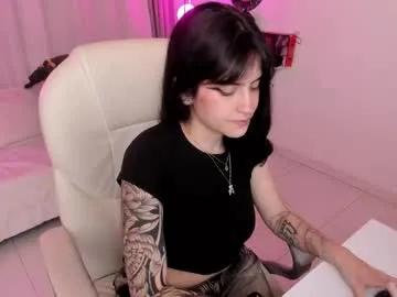 Freechat mileyberry on Chaturbate