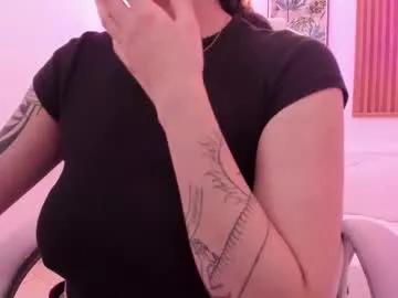 Freechat mileyberry on Chaturbate