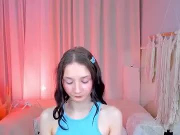 Freechat milliminimouse on Chaturbate