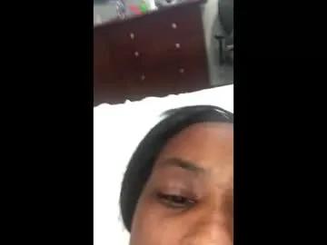 minniehunney — Welcome to my room! - Goal: My first Goal [133 tokens left] #petite #lovense #bbc #ebony #couple