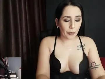 Freechat missdyaa on Chaturbate
