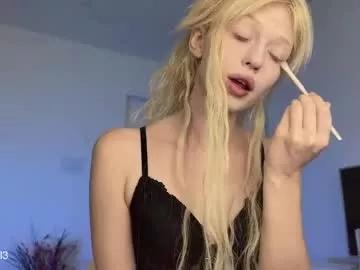 Freechat mollycodle on Chaturbate