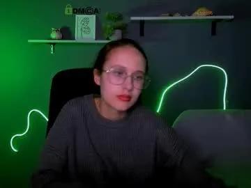 Freechat mona_cloud on Chaturbate