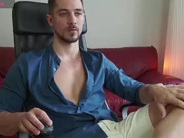 mrgreeneyes01 on Chaturbate