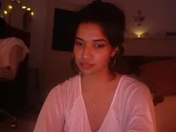 Freechat mriea_ on Chaturbate