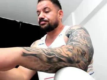 Freechat musclemonster31 on Chaturbate