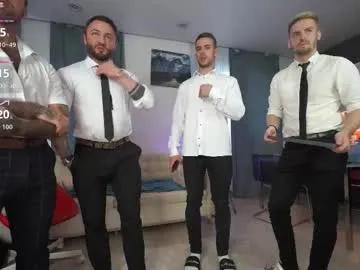 Freechat muscularfriend on Chaturbate