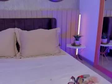 Chaturbate naishaford_1 is Freechat naishaford_1 — GOAL: Sexy Dance Hi, honey. I love seeing you here. Lush lighting #lovense #pvt #blowjob #ahegao #squirt