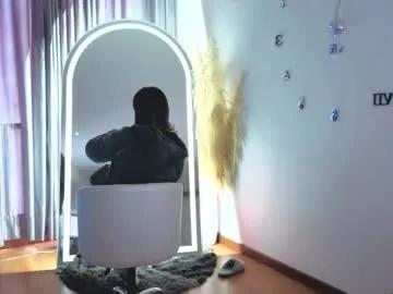 Freechat nickywindsor on Chaturbate