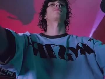 Freechat olliver___y on Chaturbate