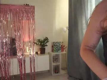 Freechat oneo_ on Chaturbate