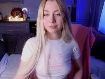 Freechat owlluree on Chaturbate