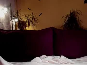 Freechat oziecarmona on Chaturbate