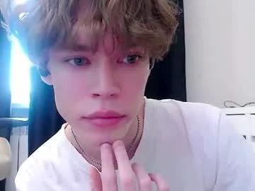 Freechat pawclaw on Chaturbate