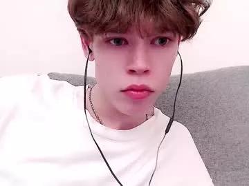 Freechat pawclaw on Chaturbate