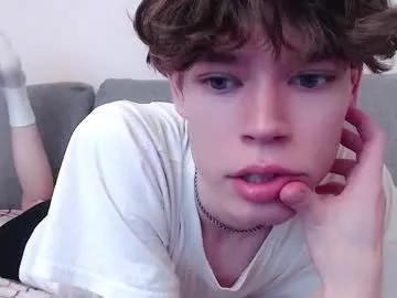 Freechat pawclaw on Chaturbate