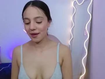 Freechat pia_tay on Chaturbate