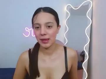 Freechat pia_tay on Chaturbate