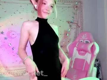 Freechat pocketrocket_ on Chaturbate