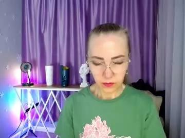 queen_a_n_i on Chaturbate
