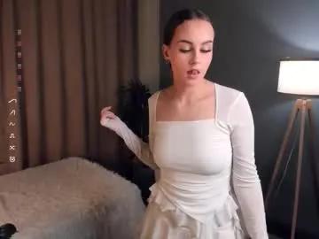 robbinirvin — GOAL: stay doggy on chair [80 tokens remaining] I'am Julia, glad to see u^^ #bigboobs #teen #new #18 #bigass