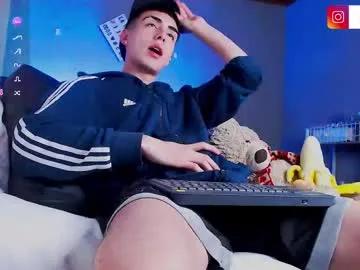 Freechat ryannhill_ on Chaturbate