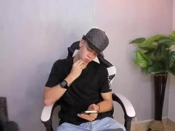 Freechat santiceballo on Chaturbate