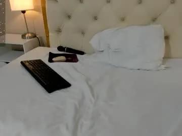 saraa_cute1 — rub pussy with saliva on nylon [4 tokens remaining] wetting each of my pantyhose with squirtspecial pattern:396999169369509 #heels #pantyhose #stockings #goddess #mature