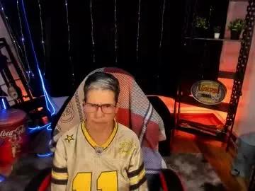 selena_ferreira — love, lust and passion, mature women eager for pleasure - Multi Goal: - aceite sobre mis grandes tetas y follar el dildo con ellas [200 tokens left] #bigboobs #mature #blowjob #couple