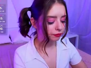 Freechat selenamills on Chaturbate