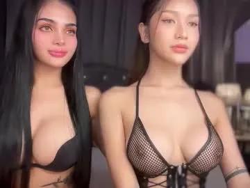 Freechat sexyadrianaqueents on Chaturbate