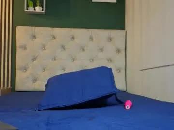 Freechat sky_collinss on Chaturbate