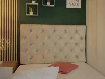 Freechat sky_collinss on Chaturbate