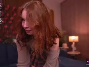 Group softcoredoll on Chaturbate