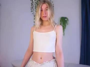 sunnybish — GoalLick my lips close(123 fav pattern::)300 fav pattern:) Hello,I'm Kelly,I'm #new here, Im #18 years old, yes  #smallboobs  also  Im use #lovense and my body really #skinny Lets play! [21 tokens re